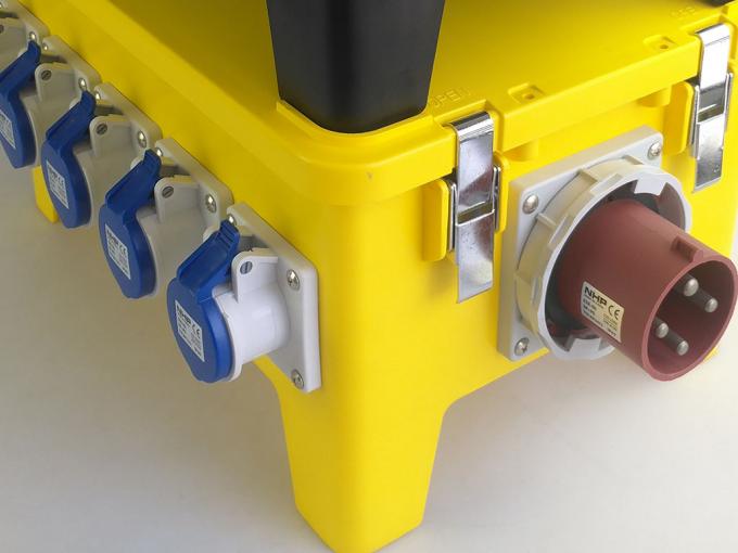 Portable Mobile Power Distribution Box Rain / Shock Resistant 125 Amps