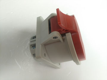 High Performance Industrial Plug Sockets Hinged Cover Liftable DIN Rails